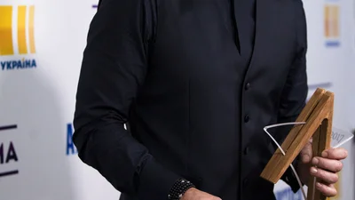 Олег Винник зізнався, як часто фарбує волосся