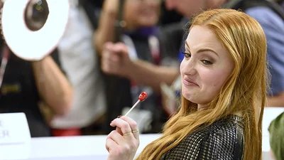 Звезда "Игры престолов" завела еще один Инстаграм, и там вы увидите только сосиски