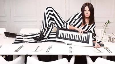 Смілива Настя Каменських не посоромилася і нарешті показала себе абсолютно голенькою (18+)