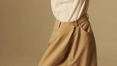 INGRET - В Небо: слушай необычную новинку от космической певицы