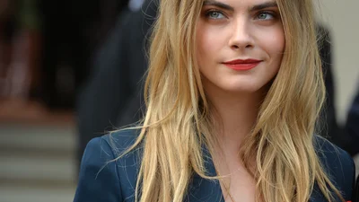 Оце так хороми: Кара Делевінь похизувалася своїми розкішними апартаментами в Лондоні