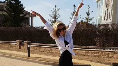 Віра Брежнєва впала прямо під час концерту (ВІДЕО)