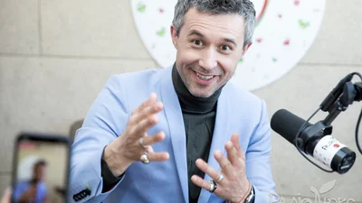 Сергій Бабкін переспівав пісню Тіни Кароль "Пупсик"