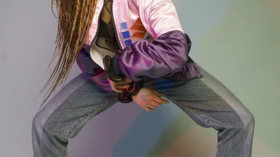 Мария Яремчук выпустила ультрамодный хип-хоп трек "Дай любов" вместе с молодыми парнями