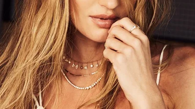 Беременная Кэндис Сванепул сфотографировалась, в чем мать родила (18+)