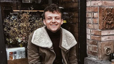 Пишаємось: ілюстрація українського художника прикрасила обкладинку Vogue