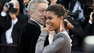 Венсан Кассель і Тіна Кунакі одружуються