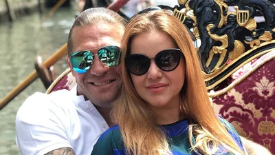 Футболист Андрей Воронин с женой очаровали романтическими фото из Венеции