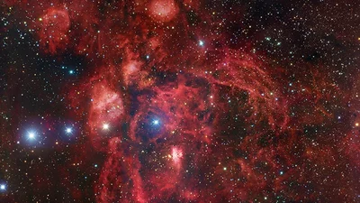 Колыбель звезд и Солнце в ультрафиолете - астрономы поразили новыми зрелищными фото