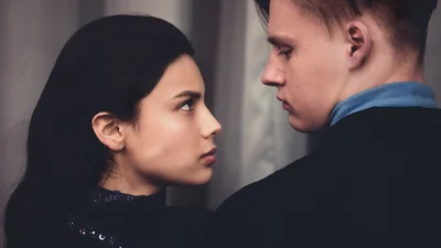 Дівочі сльози й магія музики в новому кліпі Michelle Andrade "Musica"