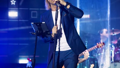 Олег Винник відверто розповів про шоу-бізнесову показуху і тяжку працю на городі