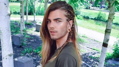 Этот красавчик поразит вас своей внешностью, ведь он похож на эльфа