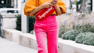 Желто-розовый тренд: два оттенка этого сезона, которые будут тебе сниться