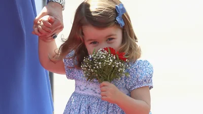 Принцессе Шарлотте 3 годика: 6 забавных фактов о дочери Кейт Миддлтон в фотографиях
