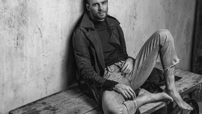 У мережі обговорюють новий знімок Макса Барських