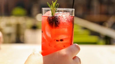 Назвали напиток, который дарит уверенность в себе, и это не алкоголь