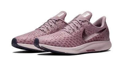 NIKE представил обновленные AIR ZOOM PEGASUS 35
