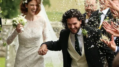 Звезды сериала "Игра престолов" Кит Харингтон и Роуз Лесли поженились