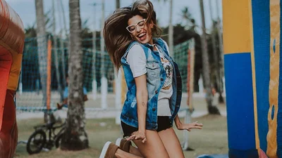 Этот алкогольный напиток делает женщин невероятно счастливыми