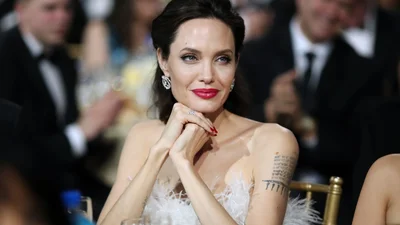 Анджеліні Джолі - 43: всі татуювання актриси, про які ти міг не знати