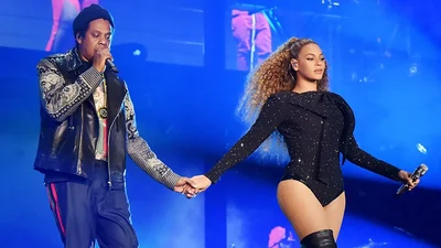 Прихильники Бейонсе підозрюють співачку у третій вагітності