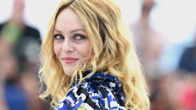 Экс-возлюбленная Джонни Деппа Ванесса Паради впервые вышла замуж