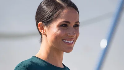 Меган Маркл і її чотири нові королівські образи - голосуй за кращий