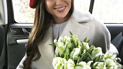 Галя из "Холостяка 8" создала купальник со стебной фразой, которую все знают