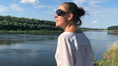 Без фильтров: Катя Осадчая отдохнула в любимом месте детства
