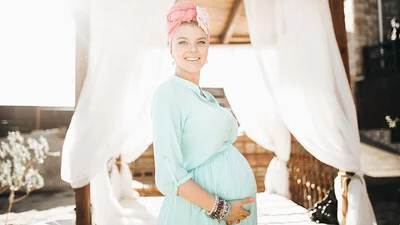 Іриша Блохіна вразила пластичними танцями на 9-му місяці вагітності