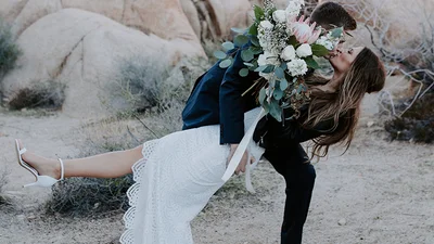 Смешные и нелепые свадебные танцы молодоженов, которые развеселят вас до слез