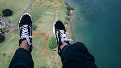 Дівчата зізнались, які кросівки на чоловіках вони вважають найбільш сексі