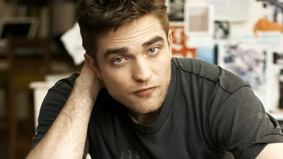 Роберт Паттинсон закрутил новый роман, и вот как выглядит его избранница