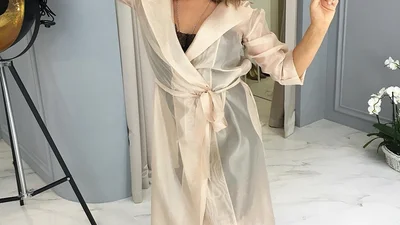 Пляж и дыньки: красавица Наталья Могилевская наслаждается Одессой