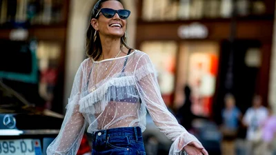 Красивий вуличний стиль на Тижні високої моди в Парижі