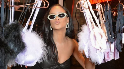 Ріанна випустила лінію секс-іграшок, і вони заведуть кого завгодно