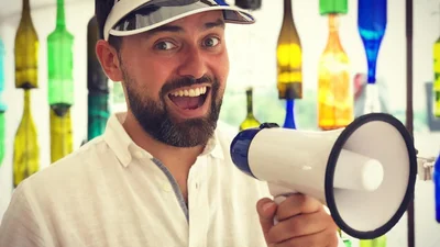 Тимур Мирошниченко показал первый отдых своей двухмесячной дочери