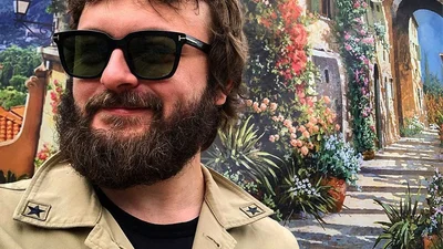 DZIDZIO в этих шортиках такой сексуальный и опасный