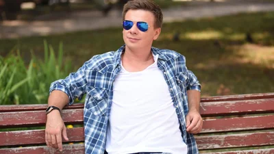 Дмитрий Комаров ошеломил снимком 18-летней давности