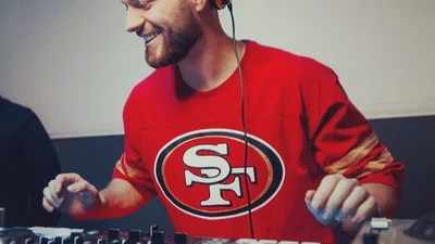 Влад Яма похвастался снимком 10-летней давности, на котором он еще тот красавчик