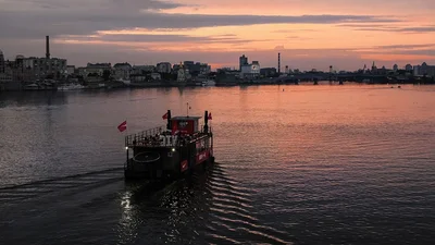 Восхитительная йога-сессия на Днепре от Nike+ Training Club