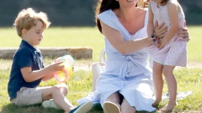 Как выглядит няня принцев Джорджа и Луи, а также принцессы Шарлотты