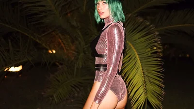 Гулянка до ранку: як Дуа Ліпа відсвяткувала свій день народження