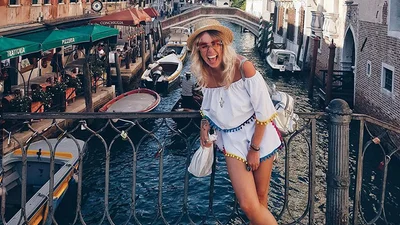 Безумная путешественница: яркие фото с летних каникул Василисы Рядных