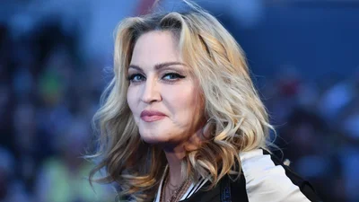 60-летняя Мадонна засветила свою "киску" на очень пикантном фото