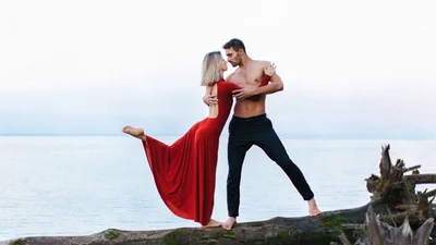 Аніта Луценко та її партнер з "Танці з зірками" вразили пристрасним і гарячим фотосетом