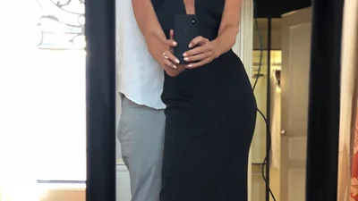 Эффектно и по-семейному: Виктория Бекхэм снялась для обложки модного глянца