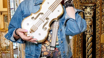 Мечтательная Ирина Билык покорила фанатов элегантным образом