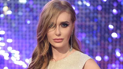 Ефектна Слава Камінська опублікувала фото без макіяжу, і їй личить такий образ