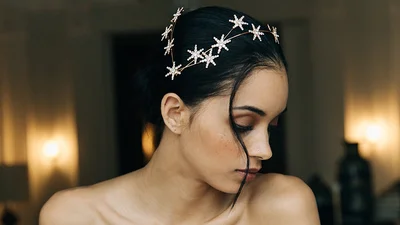 Свадьба 2018: чем еще украсить свои волосы, кроме фаты